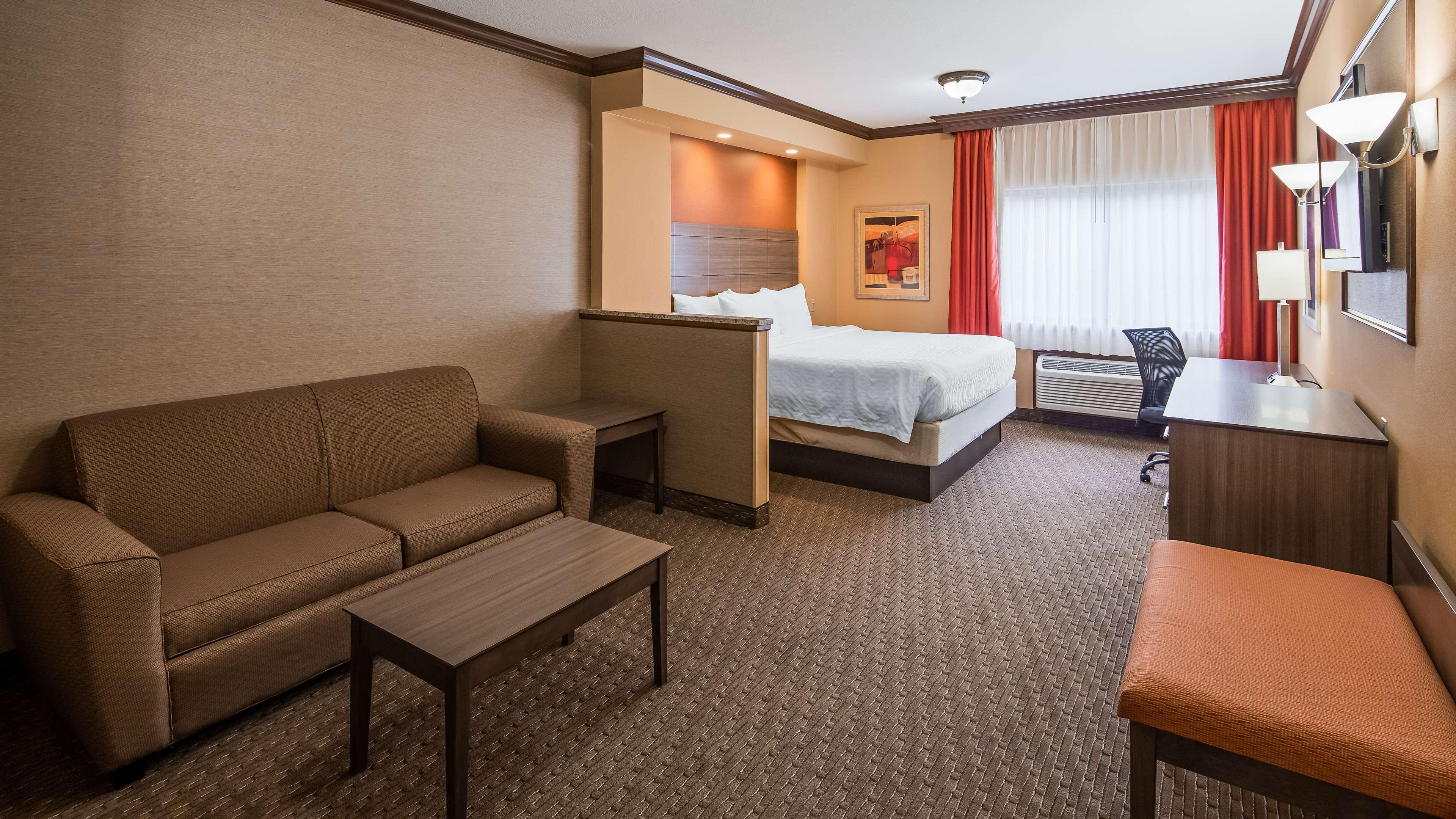 Best Western Plus North Canton Inn & Suites Zewnętrze zdjęcie