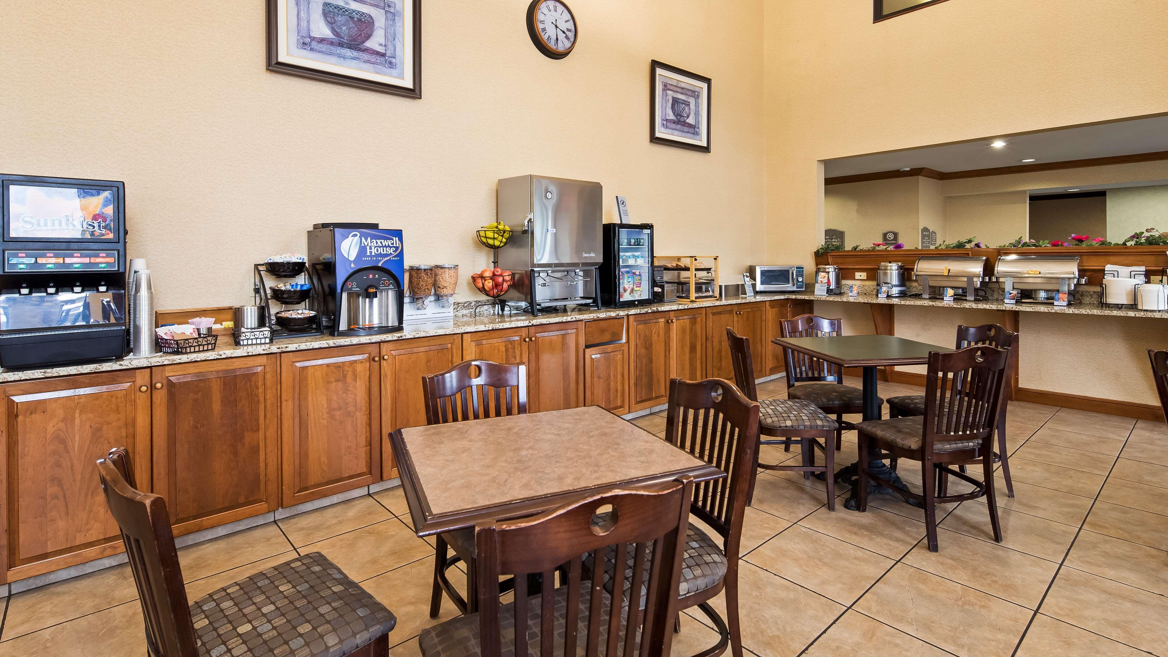 Best Western Plus North Canton Inn & Suites Zewnętrze zdjęcie