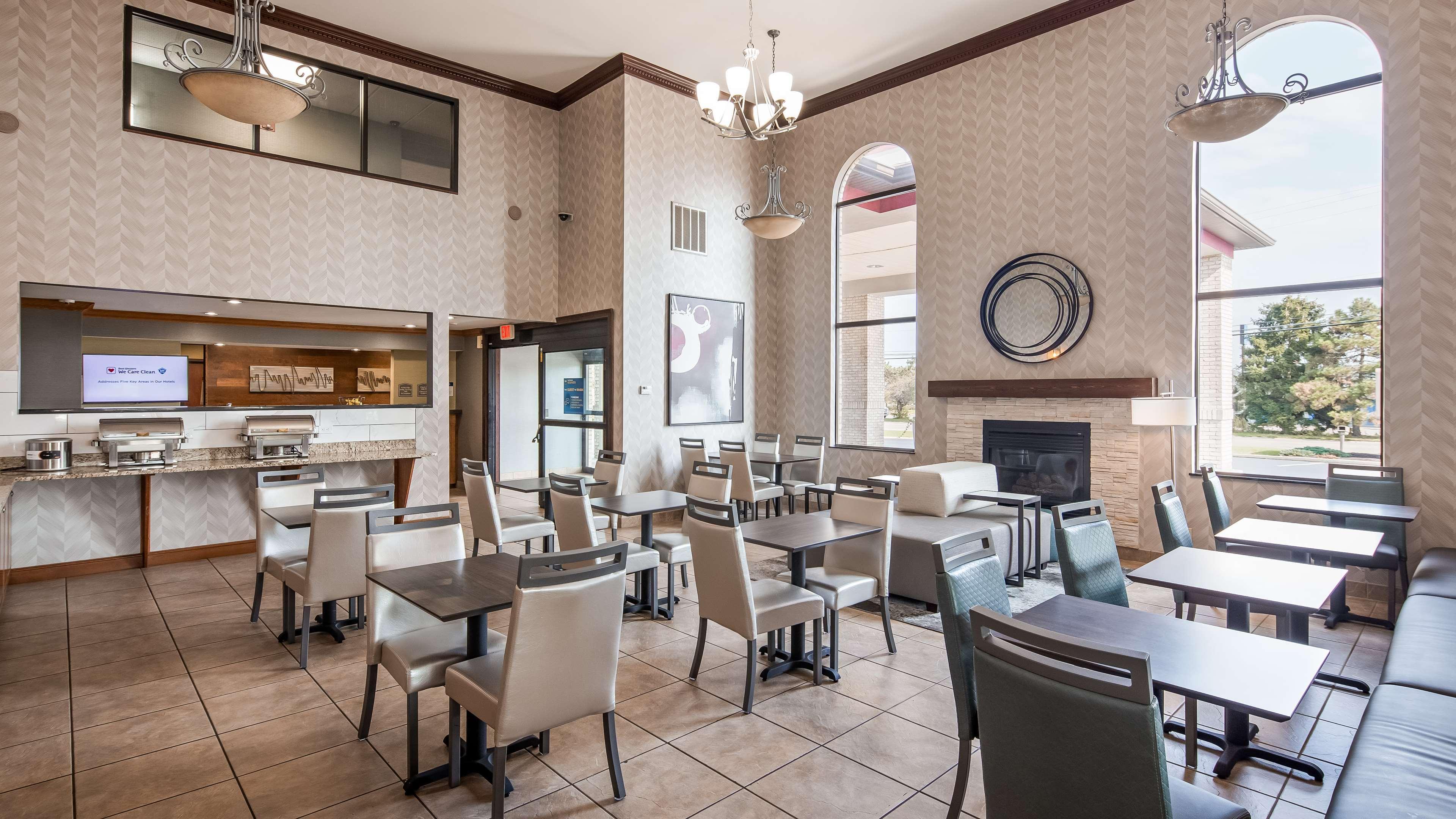 Best Western Plus North Canton Inn & Suites Zewnętrze zdjęcie