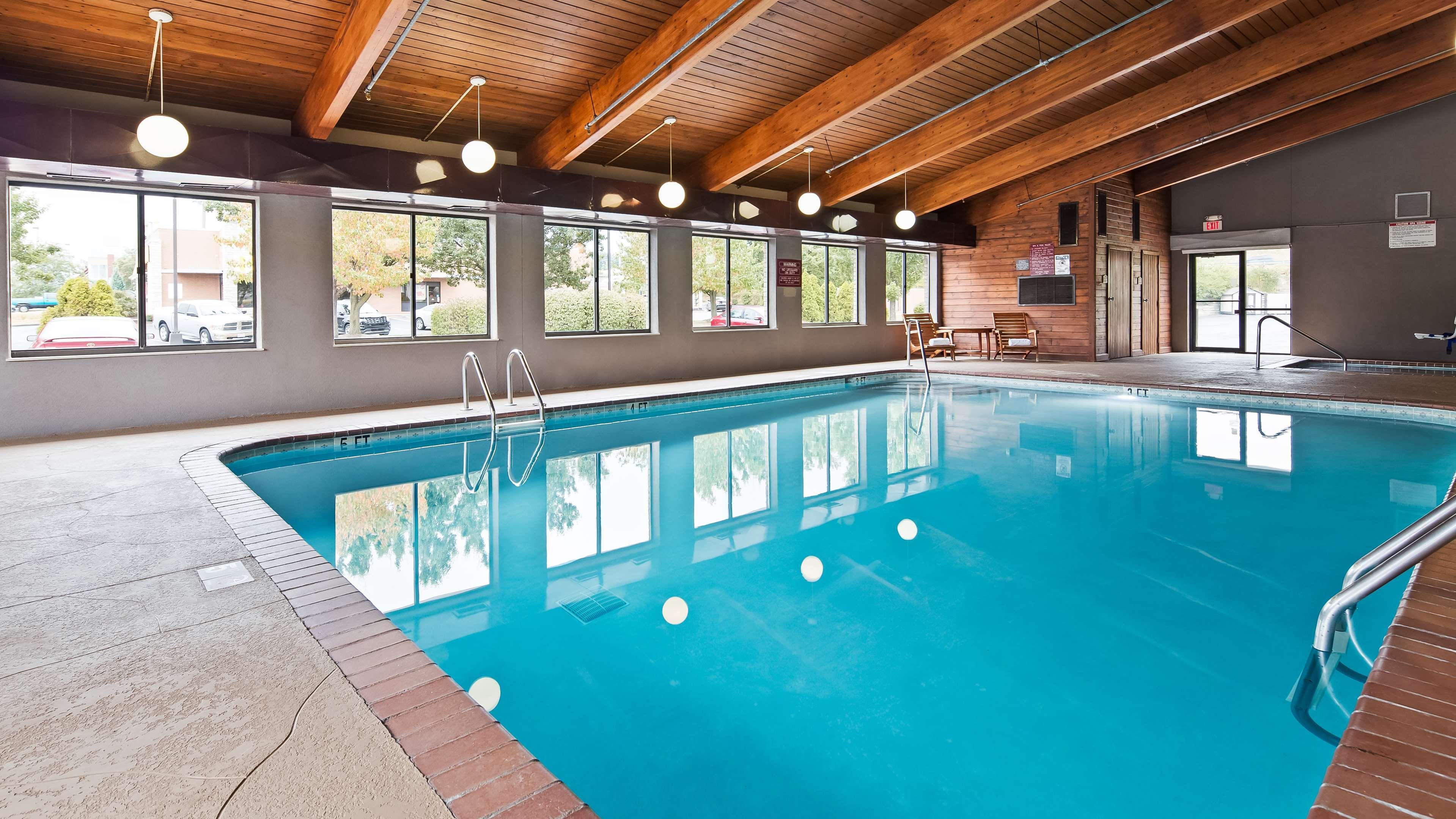 Best Western Plus North Canton Inn & Suites Zewnętrze zdjęcie